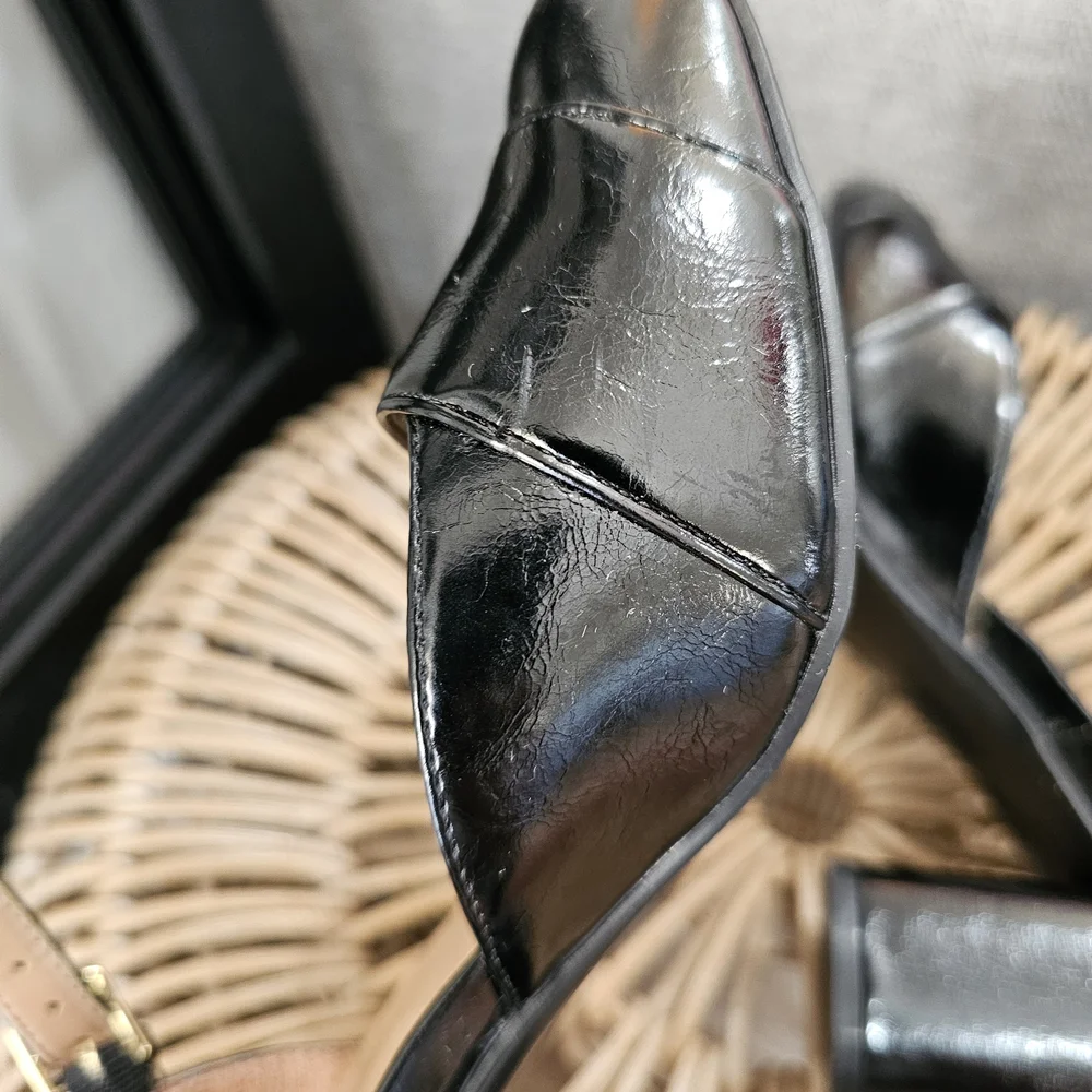 Naturalizer Black Heels with Gold Details - Picture 6 of 8
